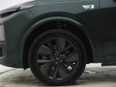 Li Auto L9 2023 Pro - ფოტო 20