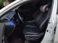 Toyota C-HR 2.0L Leading Edition - ფოტო 11