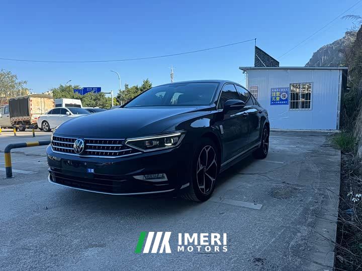 Volkswagen Magotan 2 Million Units Commemorative Edition 330TSI DSG Leading Version
