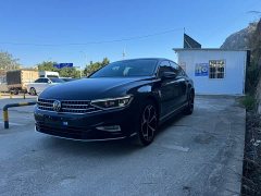 Volkswagen Magotan 2 Million Units Commemorative Edition 330TSI DSG Leading Version - ფოტო 1