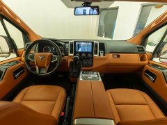 Toyota HIACE 3.5L Automatic - ფოტო 15