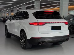 Porsche 2019 Cayenne 3.0T - ფოტო 4