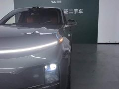 Li Auto L8 Ultra Smart Refresh Edition - ფოტო 5