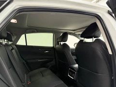 Toyota Veza Dual Engine 2.5L CVT AWD Premium - ფოტო 13