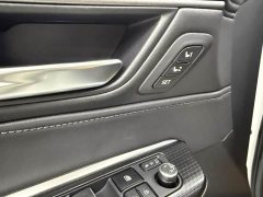 Toyota Veza Dual Engine 2.5L CVT AWD Premium - ფოტო 15