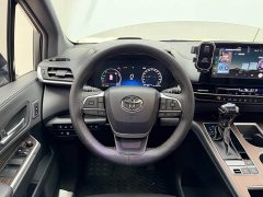 Toyota Gravia 2.5L Hybrid Prestige Plus AWD - ფოტო 4
