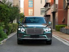Bentley Bentayga 4.0T V8 - ფოტო 3