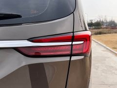 Buick GL8 2023 Land Business Class Comfort Edition - ფოტო 18