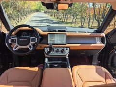 Land Rover Defender 110 3.0T P400 Dark Edition - ფოტო 13