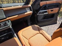 Land Rover Defender 110 3.0T P400 Dark Edition - ფოტო 14