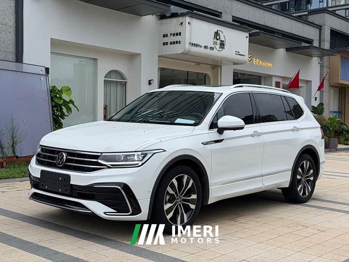 Volkswagen Tiguan L 330TSI Automatic FWD R-Line Comfort Edition
