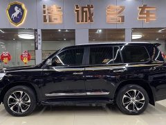 Toyota Land Cruiser (Imported) 2021 5.7L Middle East version - ფოტო 3