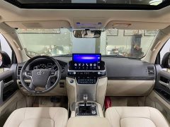 Toyota Land Cruiser (Imported) 2021 5.7L Middle East version - ფოტო 7