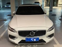 Volvo S60 B4 Intelligent Remote Luxury Edition - ფოტო 2