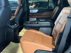 Lincoln Navigator 2020 3.5T Prestige Edition - ფოტო 10