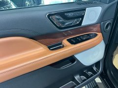 Lincoln Navigator 2020 3.5T Prestige Edition - ფოტო 3