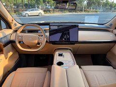 XPeng GX Extended Range 1585 AWD Ultra SE - ფოტო 11