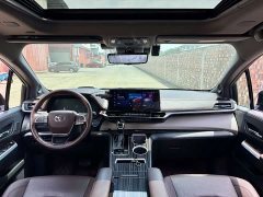 Toyota Grevias 2.5L Hybrid Flagship VIP Edition - ფოტო 11