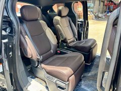 Toyota Grevias 2.5L Hybrid Flagship VIP Edition - ფოტო 12