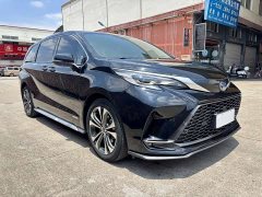 Toyota Grevias 2.5L Hybrid Flagship VIP Edition - ფოტო 3