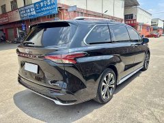 Toyota Grevias 2.5L Hybrid Flagship VIP Edition - ფოტო 4