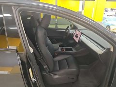 Tesla Model Y Rear-Wheel Drive - ფოტო 5