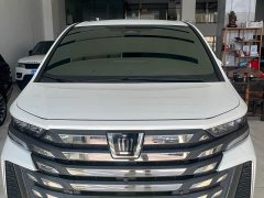 Toyota Vellfire Crown Hybrid 2.5L Executive Premier Edition - ფოტო 1