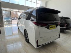 Toyota Vellfire Crown Hybrid 2.5L Executive Premier Edition - ფოტო 3