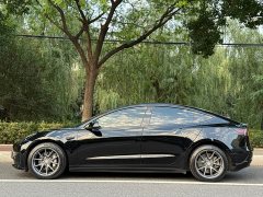 Tesla Model 3 2022 Rear-Wheel Drive - ფოტო 2