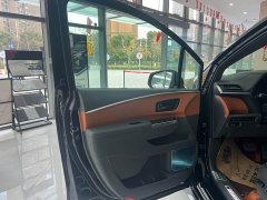 Toyota Gravia 2.5L Hybrid Comfort Edition - ფოტო 4