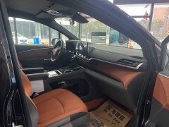 Toyota Gravia 2.5L Hybrid Comfort Edition - ფოტო 7