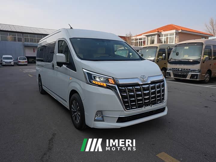 Toyota HIACE 3.5L Automatic - ავტომობილი ჩინეთიდან
