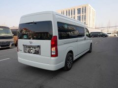 Toyota HIACE 3.5L Automatic - ფოტო 11