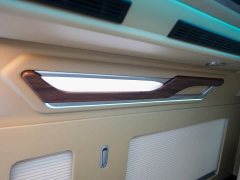 Toyota HIACE 3.5L Automatic - ფოტო 20