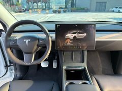 Tesla Model Y Performance All-Wheel Drive - ფოტო 9