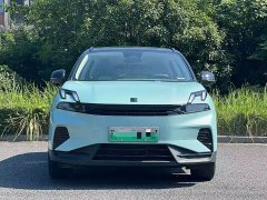 Lynk & Co Geely Lynk & Co 06 EM-P 126 Long Range Halo - ფოტო 2