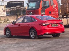 Honda Civic 180TURBO CVT Premium Edition - ფოტო 18