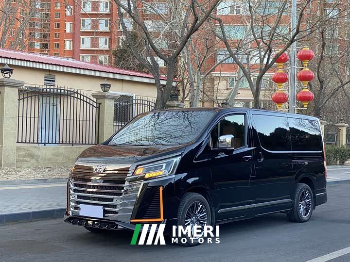 Toyota HIACE 3.5L Automatic - ავტომობილი ჩინეთიდან
