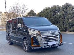Toyota HIACE 3.5L Automatic - ფოტო 3