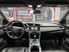 Honda Civic 2021 Hatchback 220 Turbo CVT Trendy Control - ფოტო 6