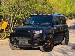 Land Rover Defender 110 P400 Dark Edition - ფოტო 1
