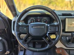 Land Rover Defender 110 P400 Dark Edition - ფოტო 19