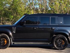 Land Rover Defender 110 P400 Dark Edition - ფოტო 3