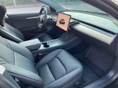 Tesla Model 3 Performance All-Wheel Drive - ფოტო 9