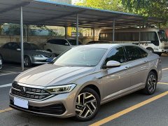Volkswagen Sagitar 300TSI DSG Excellence Edition - ფოტო 1