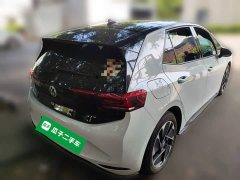 Volkswagen ID.3 Outstanding Edition - ფოტო 4