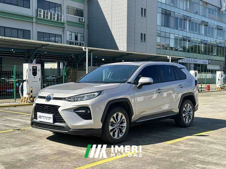 Toyota Wildland Hybrid 2.5L E-CVT FWD Luxury - ავტომობილი ჩინეთიდან
