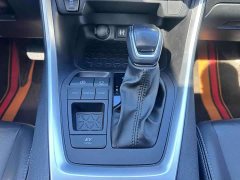 Toyota Wildland Hybrid 2.5L E-CVT FWD Luxury - ფოტო 10