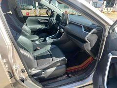 Toyota Wildland Hybrid 2.5L E-CVT FWD Luxury - ფოტო 19