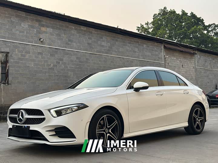 Mercedes-Benz A-Class A 200 L Sport Sedan Fashion Edition
